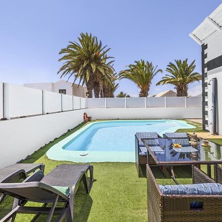Villa Palacios Herrero Tahiche Bagian luar foto